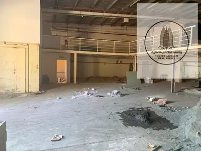 للايجار مستودع 5900 قدم في عجمان الصناعيه