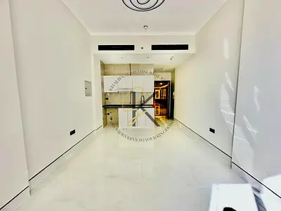 Luxury fully separate kitchen studio room near to alzahiya city center big one studio walking distance from building to zahiya 4 minutes away