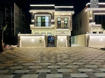 فيلا للبيع على شارع رئيسى واجهه حجر بالكامل تشطيب سوبر ديلوكس بسعر مغرى شامل رسوم التسجيل والتملك