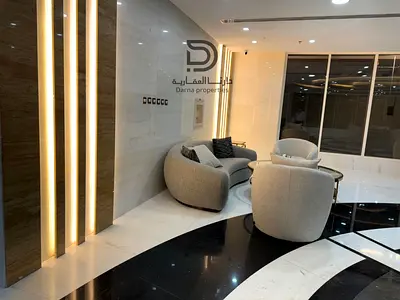 شقة غرفتين وصالة جاهزة للسكن في Gulf Tower بالعامرة – عجمان، بموقف خاص، قسط شهري 4846 درهم، قرب شارع محمد بن زايد، موقع مميز