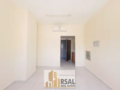 Studio Apartment Seprt kitchen// for family// Close to Ambassador school// Ready to move