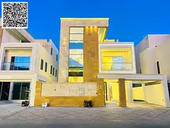 A villa directly from the owner, with personal finishing, on a main street, close to all services. F