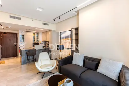 Fully Furnished | Spacious Layout | Upgraded
