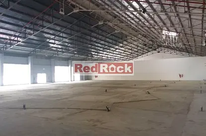 Road Facing Warehouse cum Showroom at Prime Location