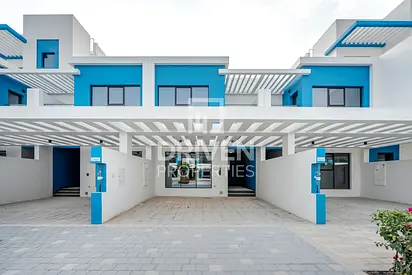 Single Row | Brand New | Vastu | Open View