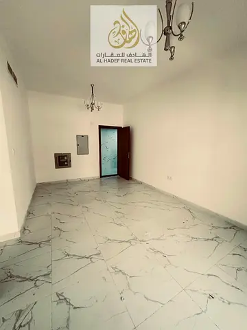 العالية على شارع محمد بن زايد - ثاني ساكن - غرفه وصاله 2 حمام مع بلكونة - مساحه واسعة تشطيبات ممتازة - 34 ألف
