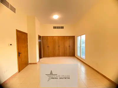 PRIVATE ENTRANCE 3 BEDROOM VILLA WITH MAID ROOM COVER PARKING AVAILABLE