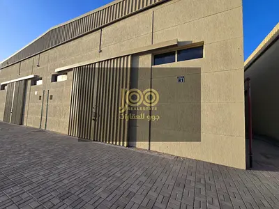 مستودع بسعر ممتاز في أم الثعوب | 2800 قدم | كهرباء 25KW | السعر 90,000