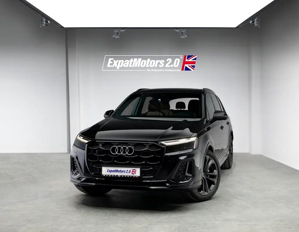 Audi Q7 2025 — photo 1 of 19