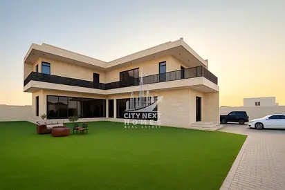 Brand new | Modern 5 bedrooms Villa | Maids