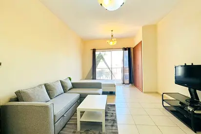 Pay 12 cheques | Furnished | Yearly Contract