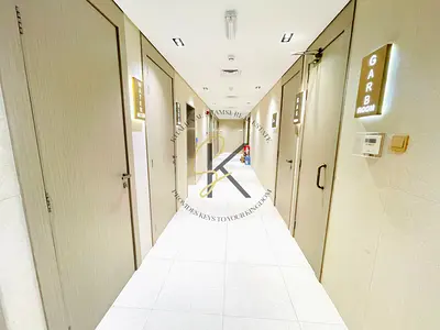 Luxury like new 1bedroom with 2 washroom with wardrobe open view apartments luxury finishing