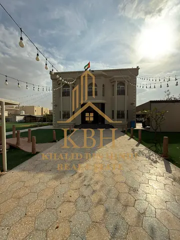 Prestigious Luxury Corner Villa for Sale in Al Rahmaniya Keshisha 2 on Two Streets with Exceptional Land