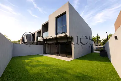3 bedroom Corner - Single Row -  smart home / 25 min from Dubai