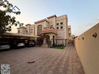 فيلا جميله مصينه بالكامل واجهه حجريه مميزه