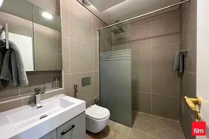 Near Metro Convertible Room Spacious Villa View