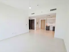 Luxury 1-Bedroom | Stunning Pool View | Open Plan Layout