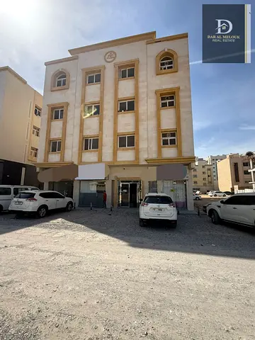 للبيع فى الشارقه    بنايه فى منطقه مويلح التجاريه   مساحه الارض أ: 2906 قدم   تصريح : ارضى + 3 طوابق متكرر   موقع مميز جدا : مقابل الحديقه   قريبه جدا