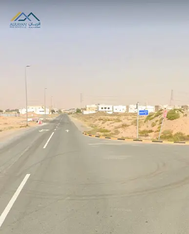 للبيع - أراضٍ سكنية على زاوية وشارع رئيسي في عجمان، الحليو 1