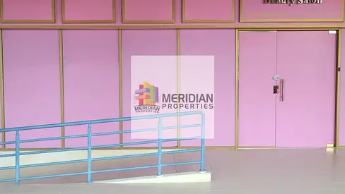 فرصة استثمارية - مساحة بيع بالتجزئة مميزة - حصرية