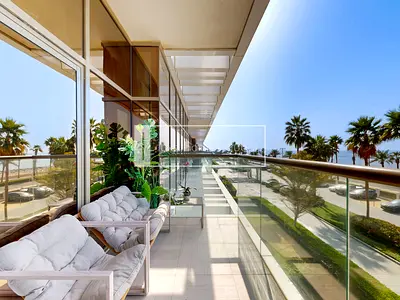Upgraded |Fully Furnished | Private Beach Access