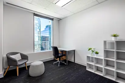 Fully serviced private office space to rent for you and your team in Sharjah, Sahara Healthcare City Dubai