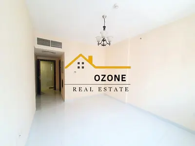 12 CHEQUES PAYMENT - FAMILY RESIDENCE - WARDROBE - COVERED PARKING