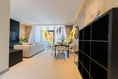 Fully Upgraded Spacious 2 Bedroom | Free Hold |