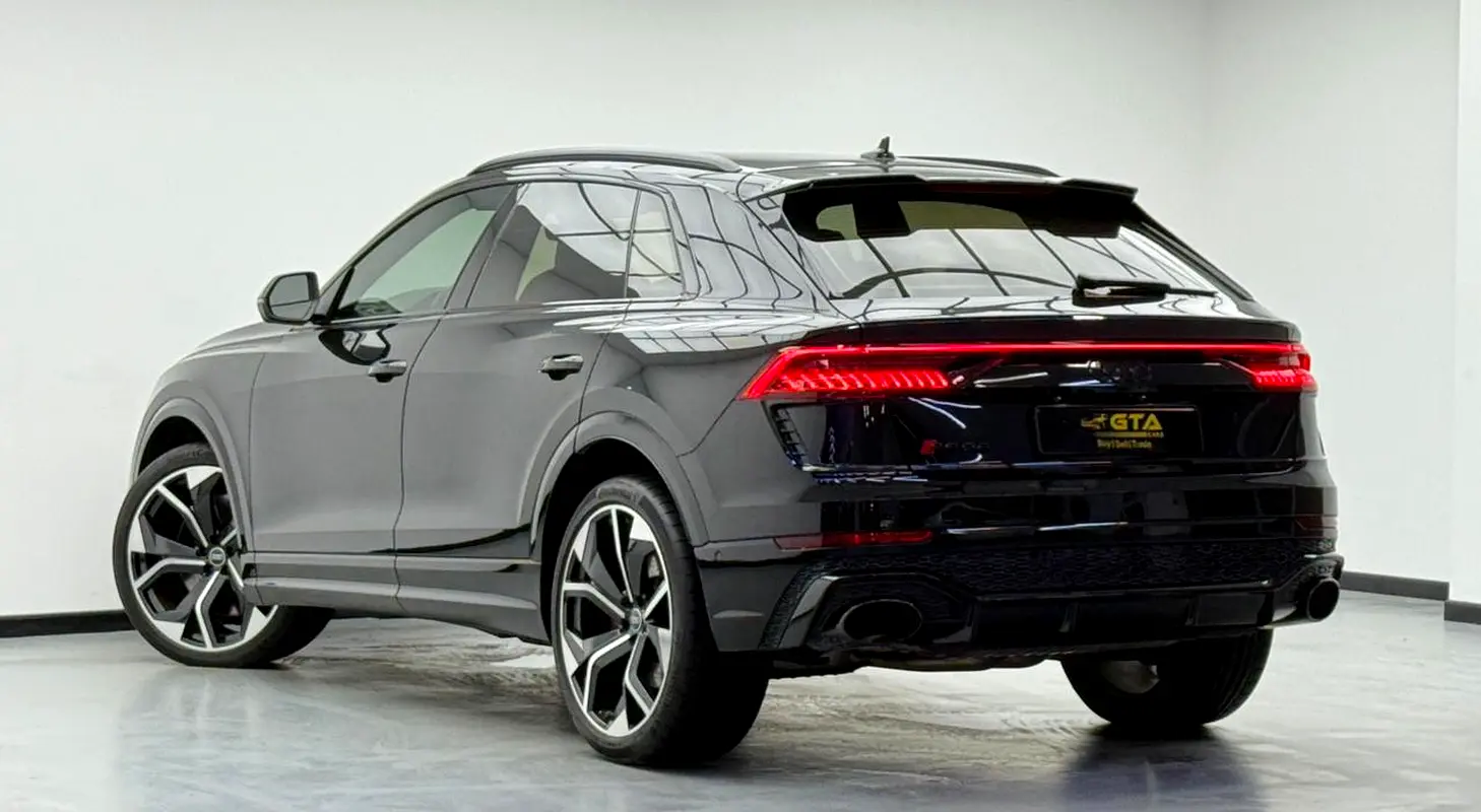 Audi RS Q8 2023