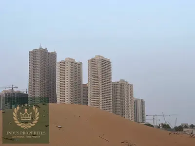 أرض تجارية سكنية للبيع في مدينة جلوبال سيتي العليا