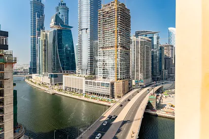 Stunning Canal &amp; Burj Al Arab View | Nice Layout