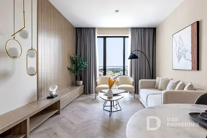 Spacious | Community View | Modern | Guest Room