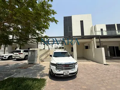 Genuine Resale - R2EM layout - close to entry & exit - 3bed + Maid - Rented