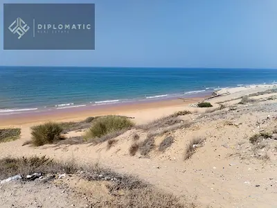 Sea Front Land 300,730K sqft-120M AED ONLY!