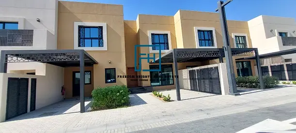 وحدة جديدة تمامًا / مميزة / 4 غرف نوم / المرحلة الرابعة / المدينة المستدامة
