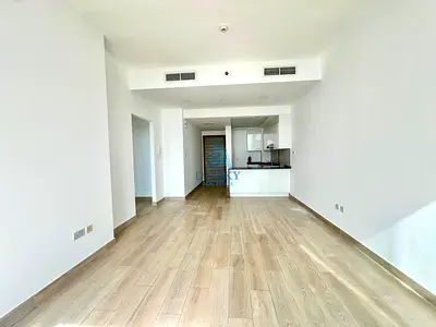 Bright Apartment | High Floor | JVC View