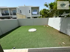 IT’S TIME TO BUY YOUR DREAM HOME MIDDLE CORNER THREE BEDROOM TOWNHOUSE