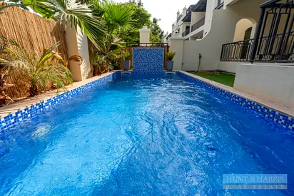 4 Bedroom Townhouse for Sale in Al Hamra Village - Private Pool