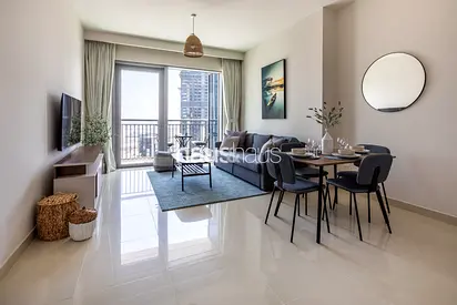 Huge Unit | Beautiful Location | Cosy