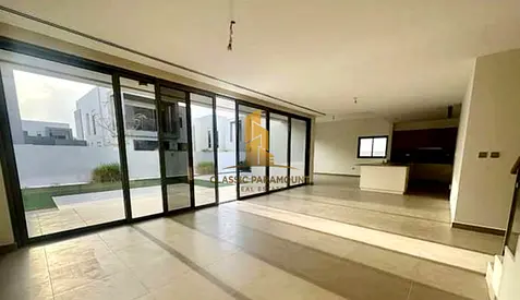 Corner Unit | Type E4 | Near Pool and Park