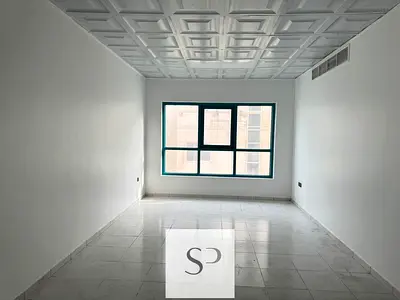 CLOSED KITCHEN | CHILLER FREE | HIGH FLOOR