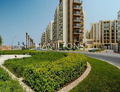 Exclusive Sea View Apartment | Beachfront Living | Vacant | Resale