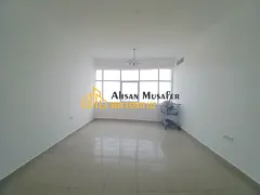 Huge 2Bhk APARTMENT// FAMILY BUILDING// READY TO MOVE APARTMENT// WITH 2 MASTER BEDROOMS// WITH ONE