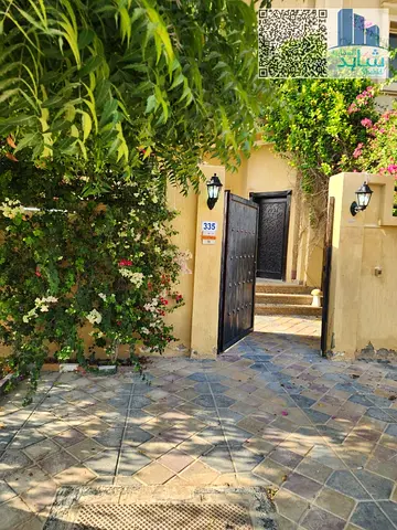 🏡 5 Bedroom Villa for Rent | Majlis + Maid Room | Al Rawda 1 |
