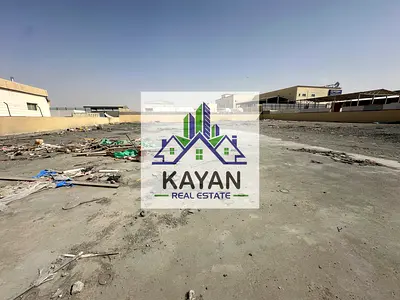 حوطة للإيجار بمساحة 29,000 قدم مربع، -بكهرباء قدرة 100 كيلو وات-سكن عمال