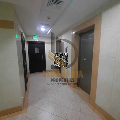 شقة للإيجار في كورنيش عجمان – إطلالة مميزة وموقع راقٍ