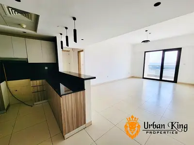 SPECIOUS / HUGE LAYOUT / READY TO MOVE