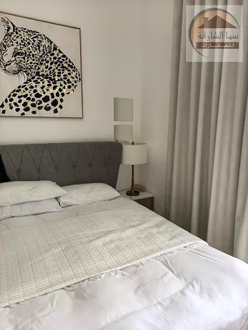 شقه للبيع في أجمل مكان بالشارقة