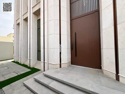 🔥 Lifetime Opportunity for Living or Investment – Super Deluxe Luxury Villa 🔥