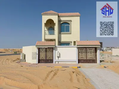For rent: Corner villa, first occupancy, central air conditioning, consisting of two living rooms (one upstairs and one downstairs) + 4 master bedrooms + maid's room